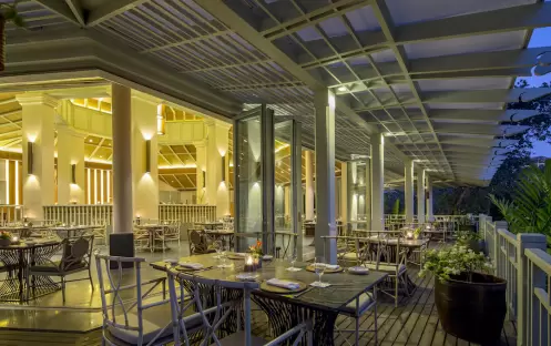 THE RESTAURANT EXTERIOR